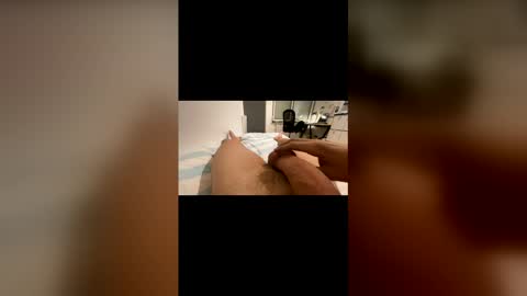 students_dick18 online show from April 8, 11:05 pm