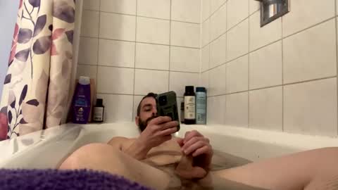 Snapshot of studmuffinizer3000 chatting on December 22, 8:58 pm Stud online show from December 22, 8:58 pm