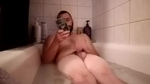 Snapshot of studmuffinizer3000 chatting on October 16, 4:13 am Stud online show from October 16, 4:13 am