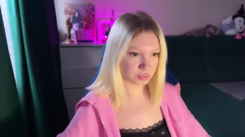 Snapshot of stuffy_ri chatting on December 27, 5:31 am stuffy_ri online show from December 27, 5:31 am