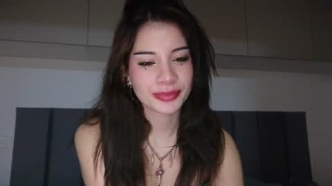 Snapshot of stuirt chatting on June 28, 10:49 pm Sofa online show from June 28, 10:49 pm