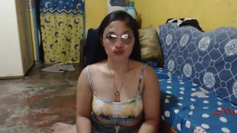 Snapshot of stunningamanda chatting on January 21, 12:18 pm stunningamanda online show from January 21, 12:18 pm