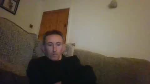 Snapshot of stuuuey73 chatting on October 27, 10:47 pm stuuuey73 online show from October 27, 10:47 pm