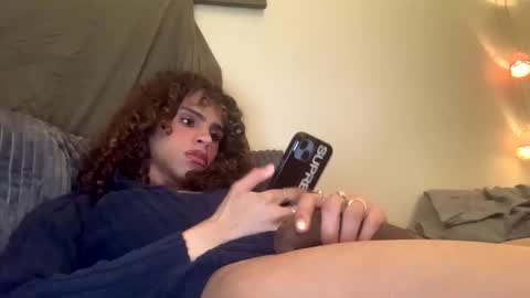 stxllaxcx online show from April 16, 9:39 pm