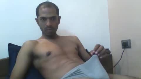 Snapshot of stylish0000008 chatting on October 14, 4:08 pm Indian Couple online show from October 14, 4:08 pm