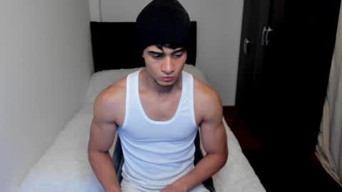 stylish men online show from September 17, 11:12 am