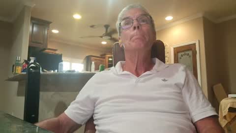 Snapshot of styxveader chatting on July 5, 7:21 pm luvHUNGCOCK online show from July 5, 7:21 pm