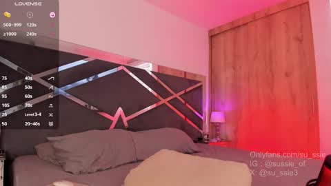 su_ssie online show from November 13, 10:08 pm