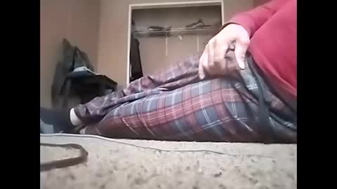 Snapshot of suavecito123828379 chatting on March 7, 9:23 pm suavecito123828379 online show from March 7, 9:23 pm