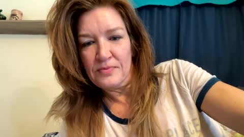 Snapshot of sub4you69brat chatting on February 28, 4:42 pm sub4you69brat online show from February 28, 4:42 pm