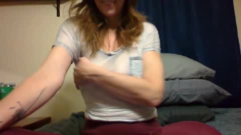 Snapshot of sub4you69brat chatting on November 26, 11:17 pm sub4you69brat online show from November 26, 11:17 pm