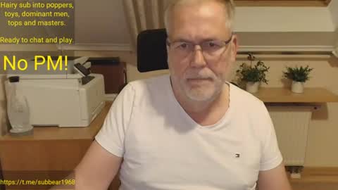 Snapshot of subbear1968 chatting on June 13, 8:29 pm subbear1968 online show from June 13, 8:29 pm