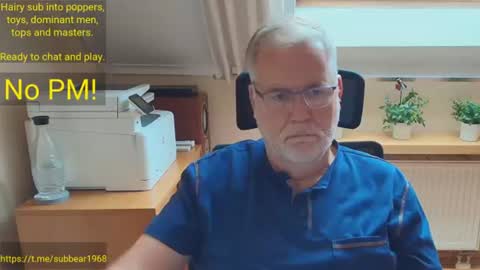 Snapshot of subbear1968 chatting on June 15, 9:22 am subbear1968 online show from June 15, 9:22 am