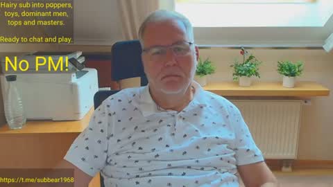 Snapshot of subbear1968 chatting on June 18, 6:24 am subbear1968 online show from June 18, 6:24 am