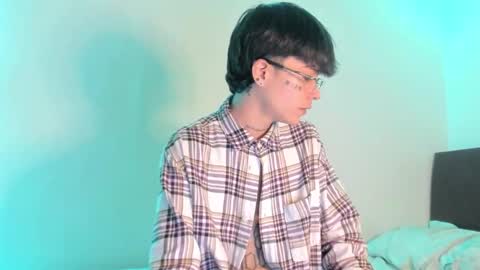 nico online show from December 11, 1:39 pm