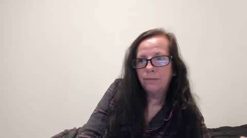 Snapshot of submissivepeachgoddess chatting on April 21, 3:24 am Submissie Peach Goddess online show from April 21, 3:24 am