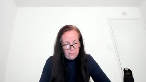 Snapshot of submissivepeachgoddess chatting on May 17, 1:18 pm Submissie Peach Goddess online show from May 17, 1:18 pm