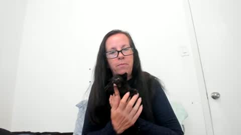 Snapshot of submissivepeachgoddess chatting on June 15, 2:19 pm Submissie Peach Goddess online show from June 15, 2:19 pm
