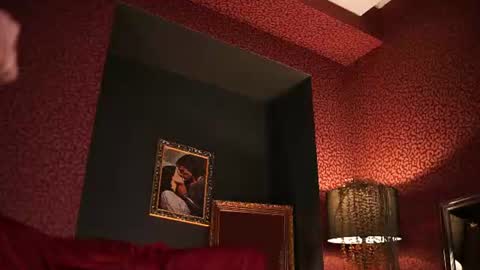 Snapshot of subtleart_ chatting on July 2, 4:13 pm subtleart_ online show from July 2, 4:13 pm