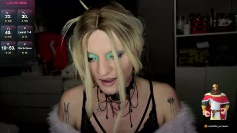 Snapshot of succubu_ss chatting on February 23, 10:40 pm succubu_ss online show from February 23, 10:40 pm