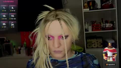 Snapshot of succubu_ss chatting on March 1, 2:19 pm succubu_ss online show from March 1, 2:19 pm