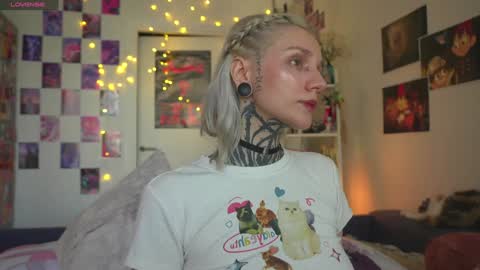 succubus_66 online show from January 19, 9:01 am