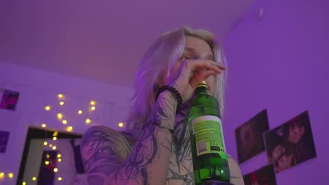 succubus_66 online show from January 26, 10:34 am