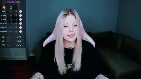 succubus_leslie online show from February 17, 12:59 pm