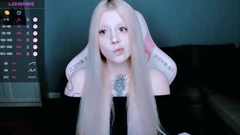 succubus_leslie online show from September 11, 10:32 pm