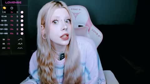 succubus_leslie online show from September 23, 12:24 am
