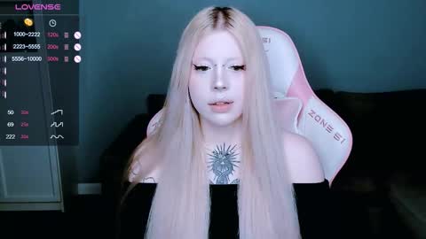 succubus_leslie online show from September 28, 12:05 am