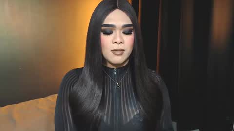 Snapshot of suckablecockoffreya chatting on January 26, 7:21 am JADE ELYSE online show from January 26, 7:21 am