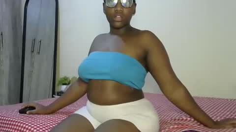 Beverly online show from December 18, 11:00 pm