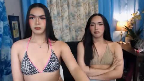 Snapshot of suckerfucker2cums chatting on February 5, 1:38 pm mitch and mitchie online show from February 5, 1:38 pm