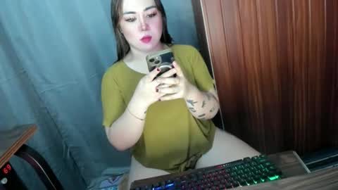 Millany online show from May 25, 3:45 am