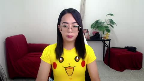 Snapshot of suequigaman chatting on March 1, 3:52 am Sue online show from March 1, 3:52 am