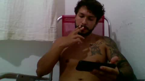 Snapshot of suetsemsay chatting on January 22, 1:10 am suetsemsay online show from January 22, 1:10 am