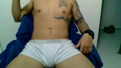 suetsemsay online show from October 30, 8:42 pm