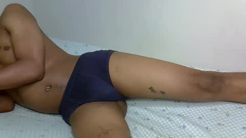 Snapshot of sugar2857787 chatting on October 13, 9:53 am sugar2857787 online show from October 13, 9:53 am