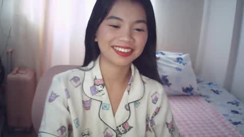 Rosiee online show from April 1, 12:00 am