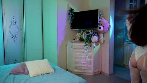 Rikki online show from November 3, 10:10 pm