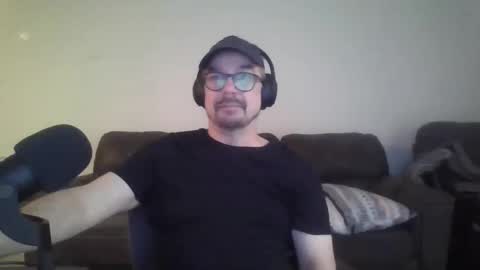 Snapshot of sugarbear66 chatting on December 25, 5:48 am Teddybear Richard online show from December 25, 5:48 am