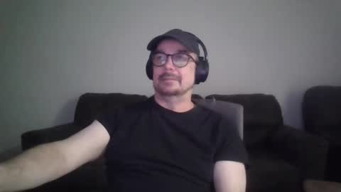 Snapshot of sugarbear66 chatting on December 28, 7:11 am Teddybear Richard online show from December 28, 7:11 am