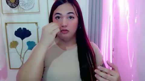 belle online show from April 4, 10:57 am