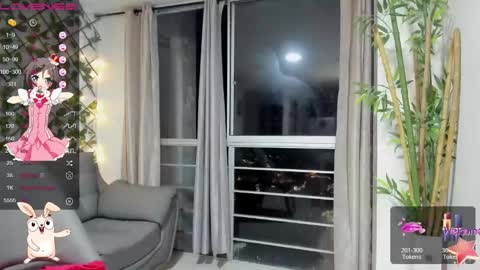 Snapshot of sugarmommy22 chatting on December 17, 8:43 pm kira online show from December 17, 8:43 pm