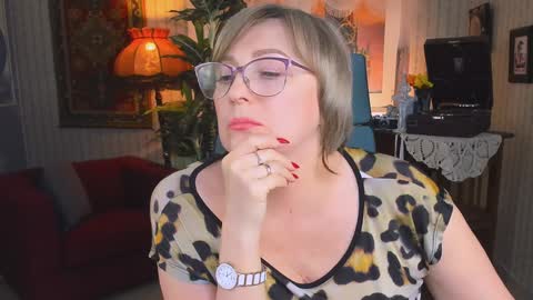 Vivien online show from February 5, 12:06 pm