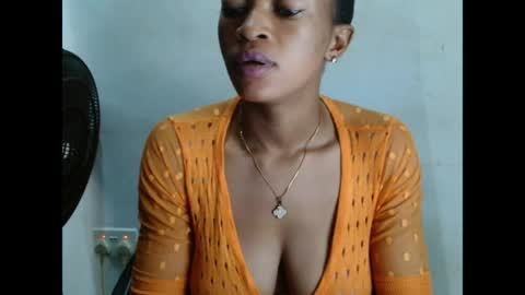 sugarxpussy online show from May 13, 8:01 am