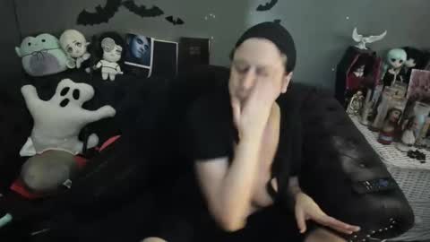 Sugary online show from December 14, 3:23 am