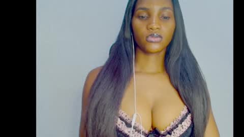 Ivy online show from November 22, 7:02 pm