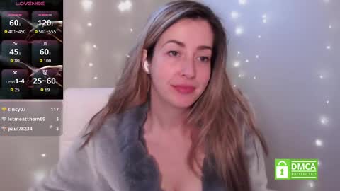 Mia online show from October 23, 1:54 pm